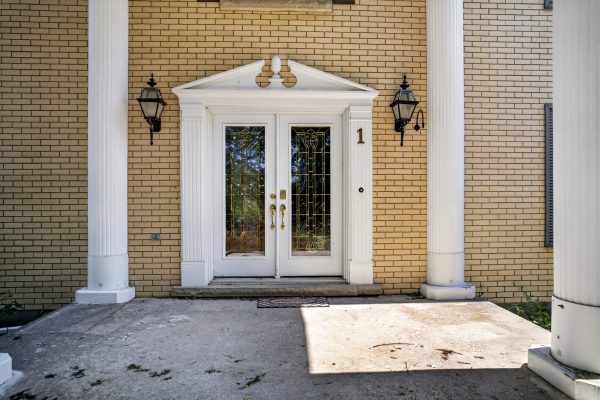 1 REMINGTON DRIVE