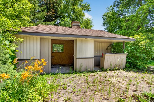 1 REMINGTON DRIVE