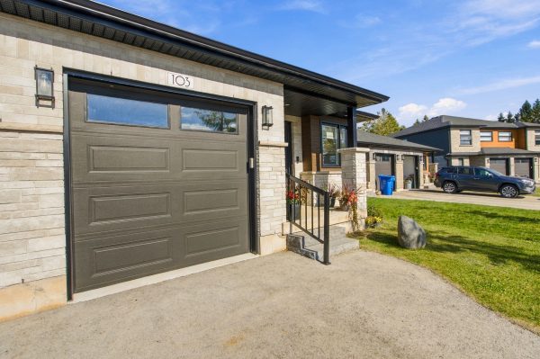 103 JEFFEREY WAY