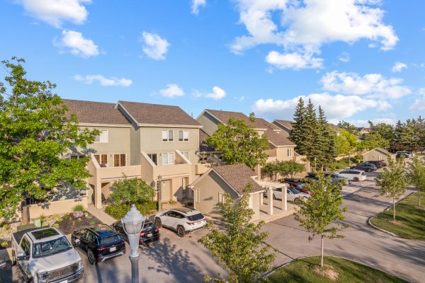 212 - 107 WINTERGREEN PLACE