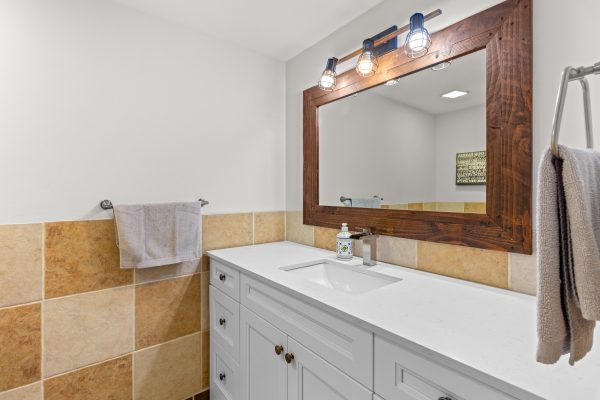 212 - 107 WINTERGREEN PLACE