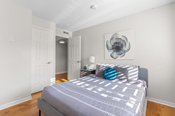 212 - 107 WINTERGREEN PLACE