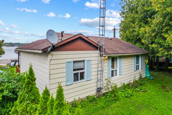 109 LAKEVIEW ROAD