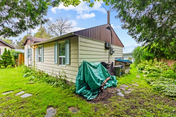 109 LAKEVIEW ROAD