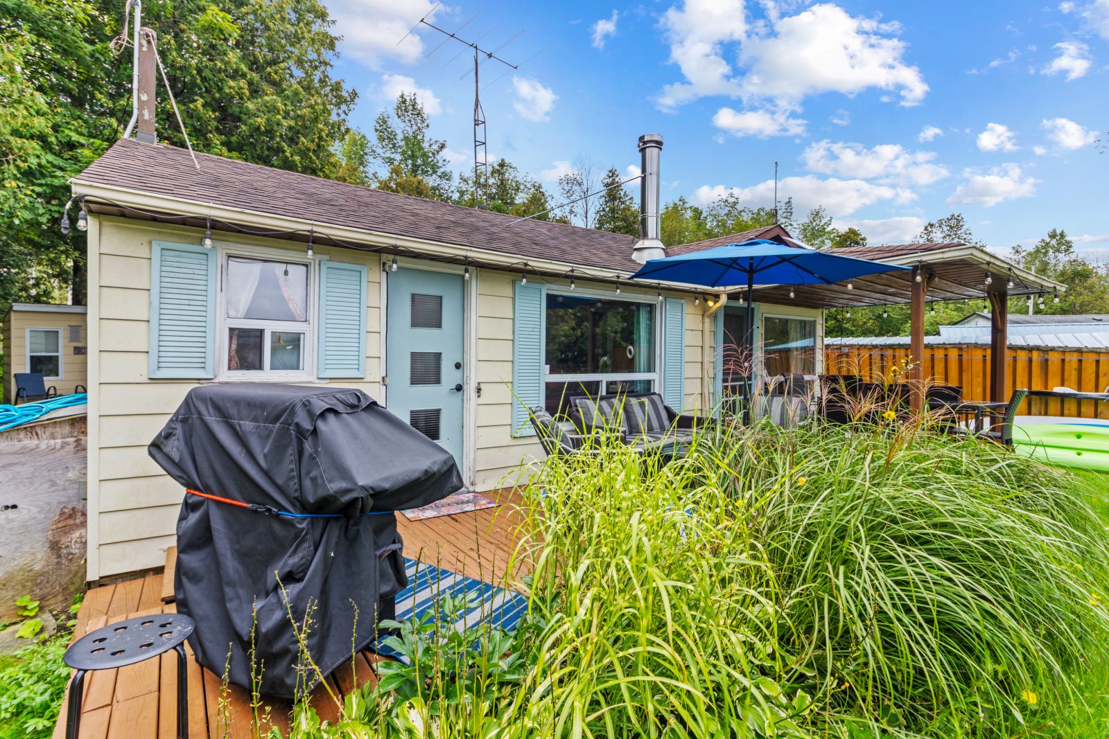 109 LAKEVIEW ROAD
