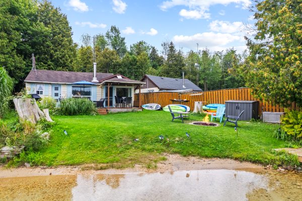 109 LAKEVIEW ROAD
