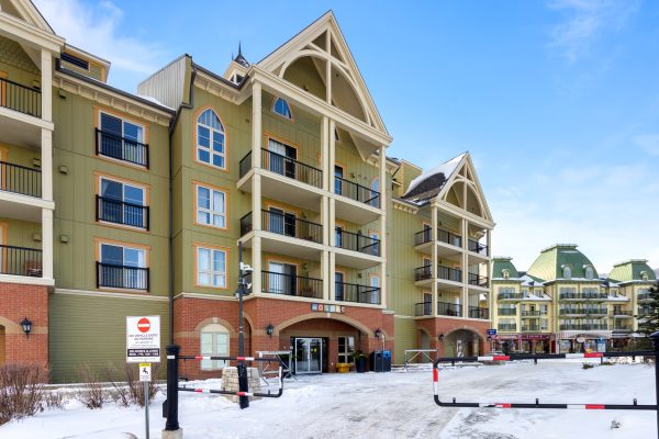 110 - 190 JOZO WEIDER BOULEVARD