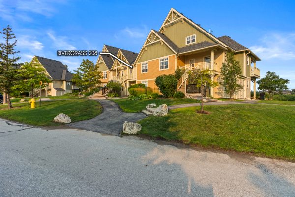 208 - 115 FAIRWAY COURT