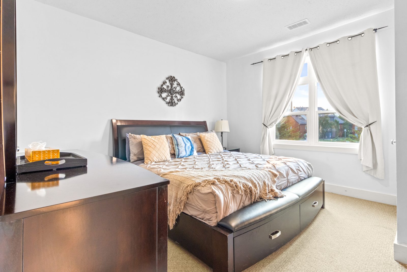 208 - 115 FAIRWAY COURT
