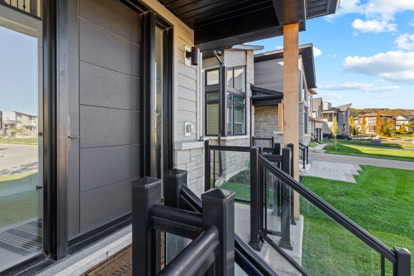 125 STONELEIGH DRIVE