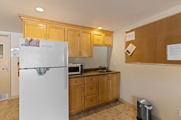 406 - 125 WILLIAM STREET N