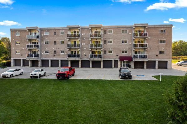 406 - 125 WILLIAM STREET N