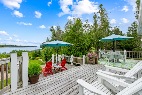 127 PINE TREE HARBOUR ROAD
