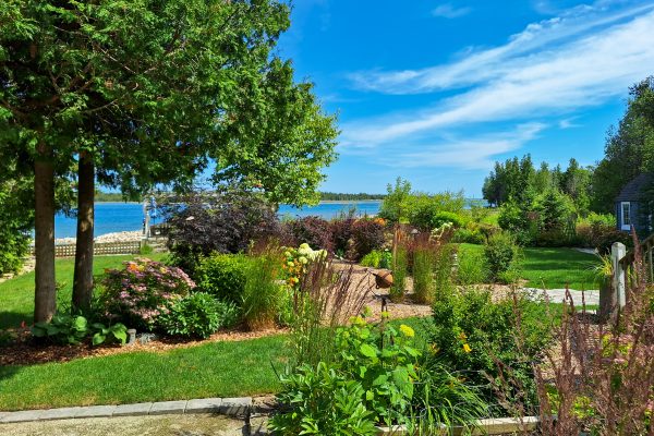 127 PINE TREE HARBOUR ROAD
