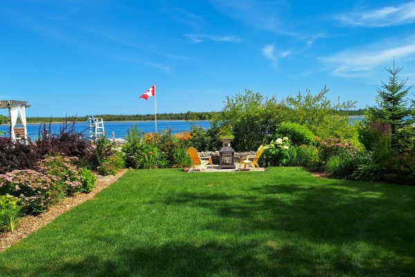 127 PINE TREE HARBOUR ROAD