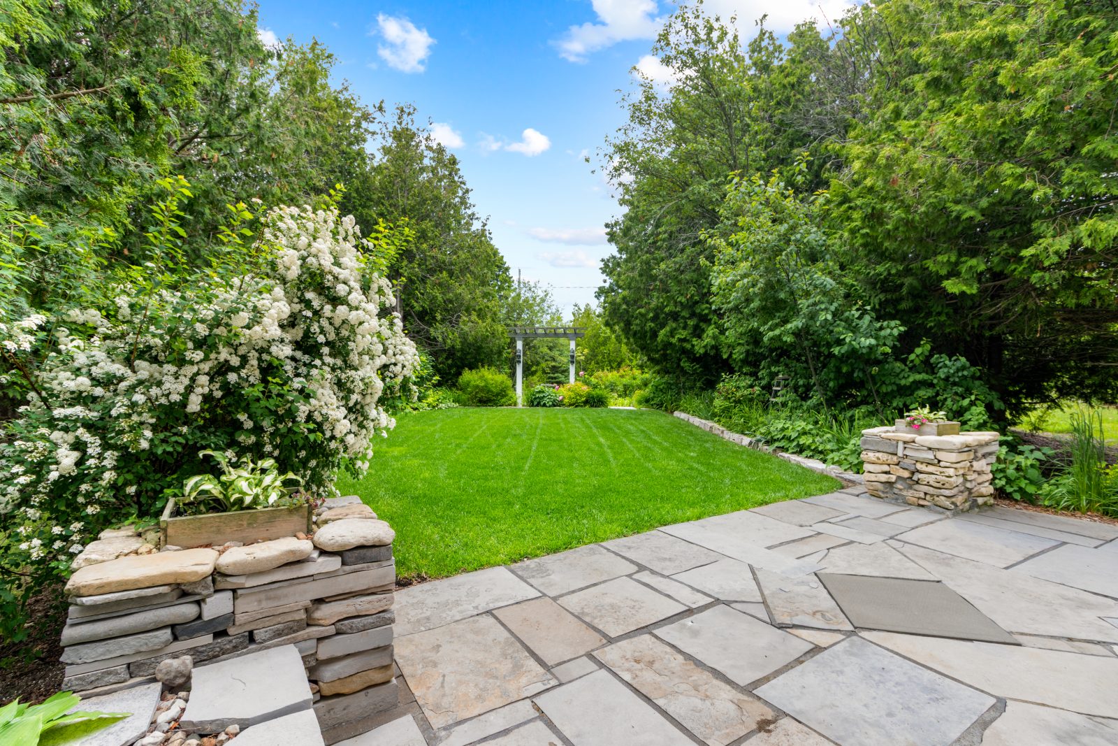 127 PINE TREE HARBOUR ROAD