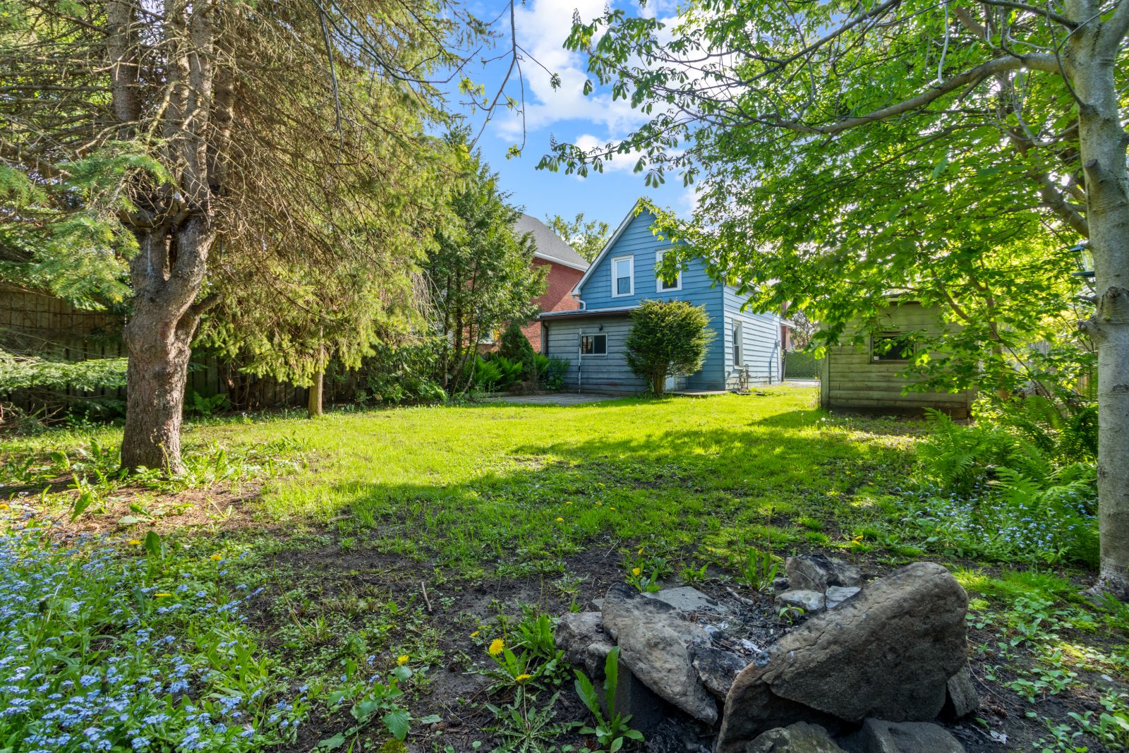 1323 2ND AVENUE W