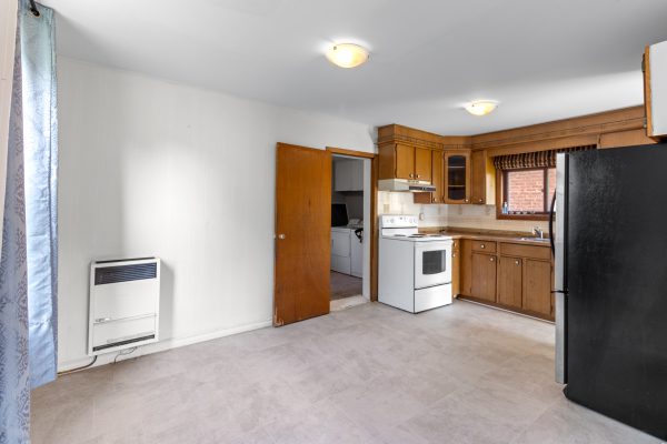 1323 2ND AVENUE W