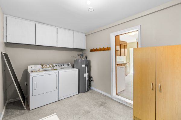1323 2ND AVENUE W