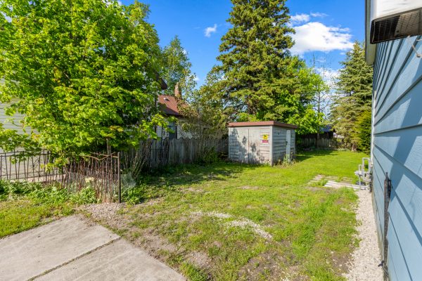1323 2ND AVENUE W