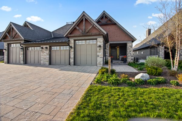 133 GEORGIAN BAY LANE