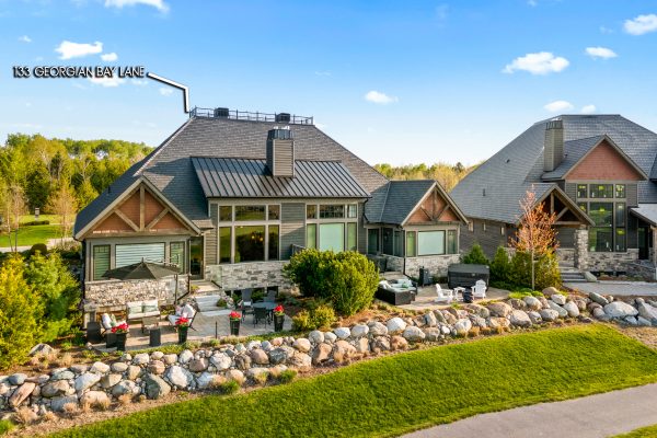 133 GEORGIAN BAY LANE