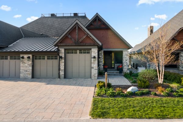 133 GEORGIAN BAY LANE
