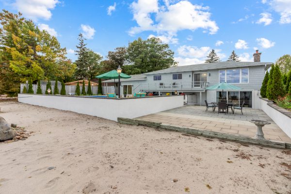 1420 TINY BEACHES ROAD N