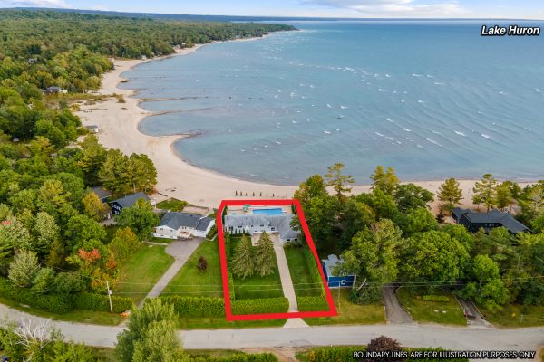 1420 TINY BEACHES ROAD N