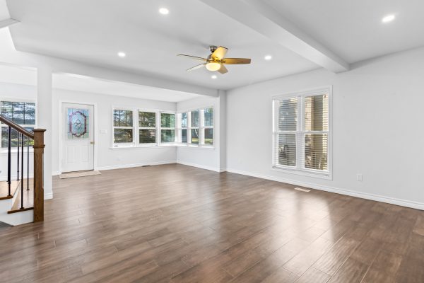 144 LOUCKS LANE