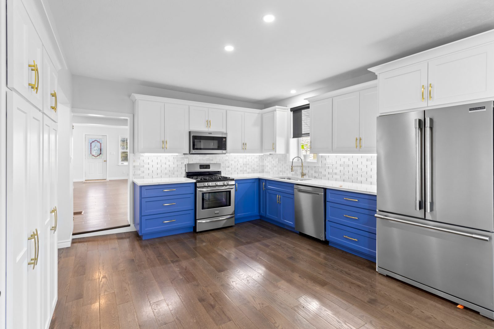 144 LOUCKS LANE