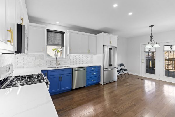 144 LOUCKS LANE