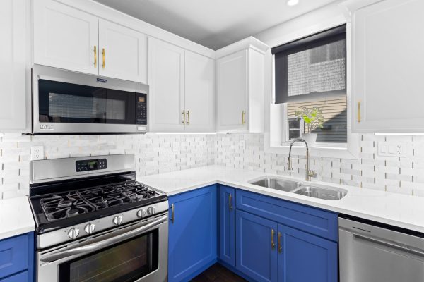 144 LOUCKS LANE