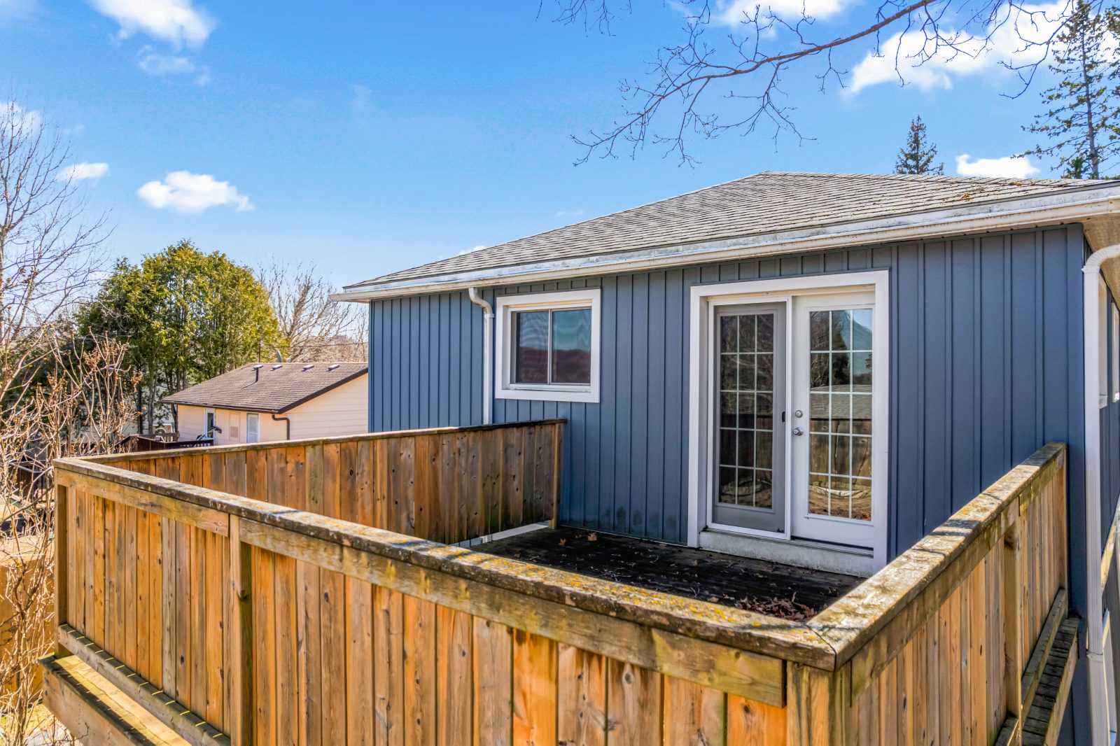 144 LOUCKS LANE