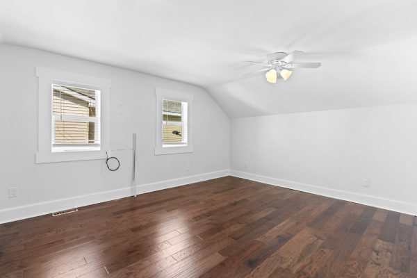 144 LOUCKS LANE