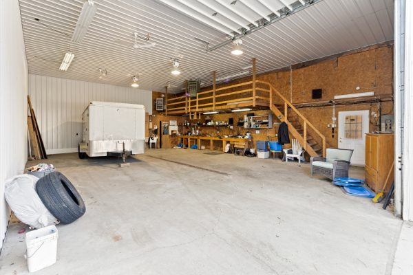 144 LOUCKS LANE