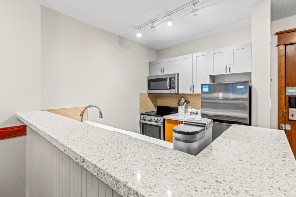 319 321 - 152 JOZO WEIDER BOULEVARD