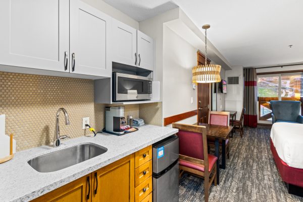 319 321 - 152 JOZO WEIDER BOULEVARD
