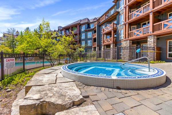 319 321 - 152 JOZO WEIDER BOULEVARD