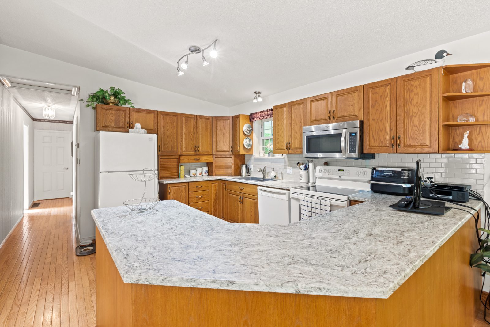 1629 CANNING ROAD