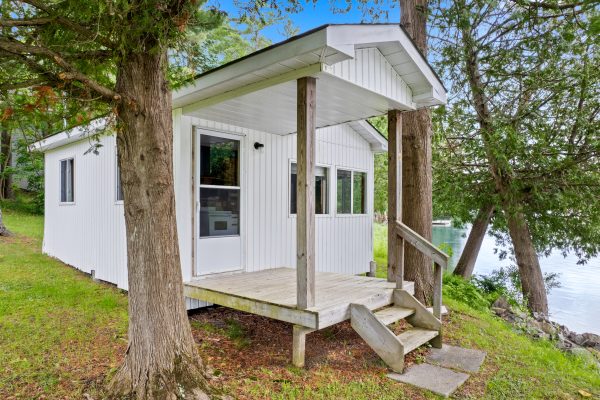 1629 CANNING ROAD