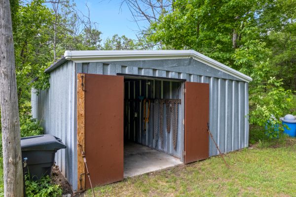 1629 CANNING ROAD