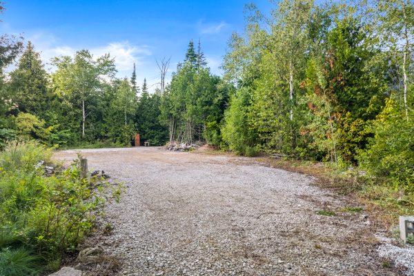 172 GREENOUGH POINT ROAD