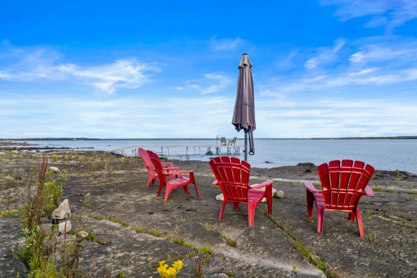 172 GREENOUGH POINT ROAD