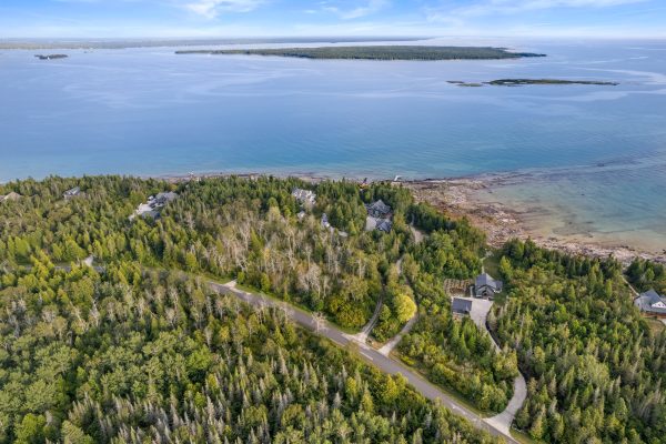 172 GREENOUGH POINT ROAD