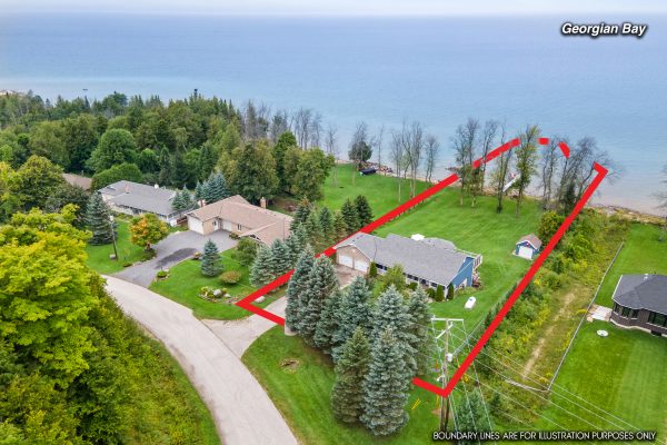 172 QUEENS BUSH DR DRIVE