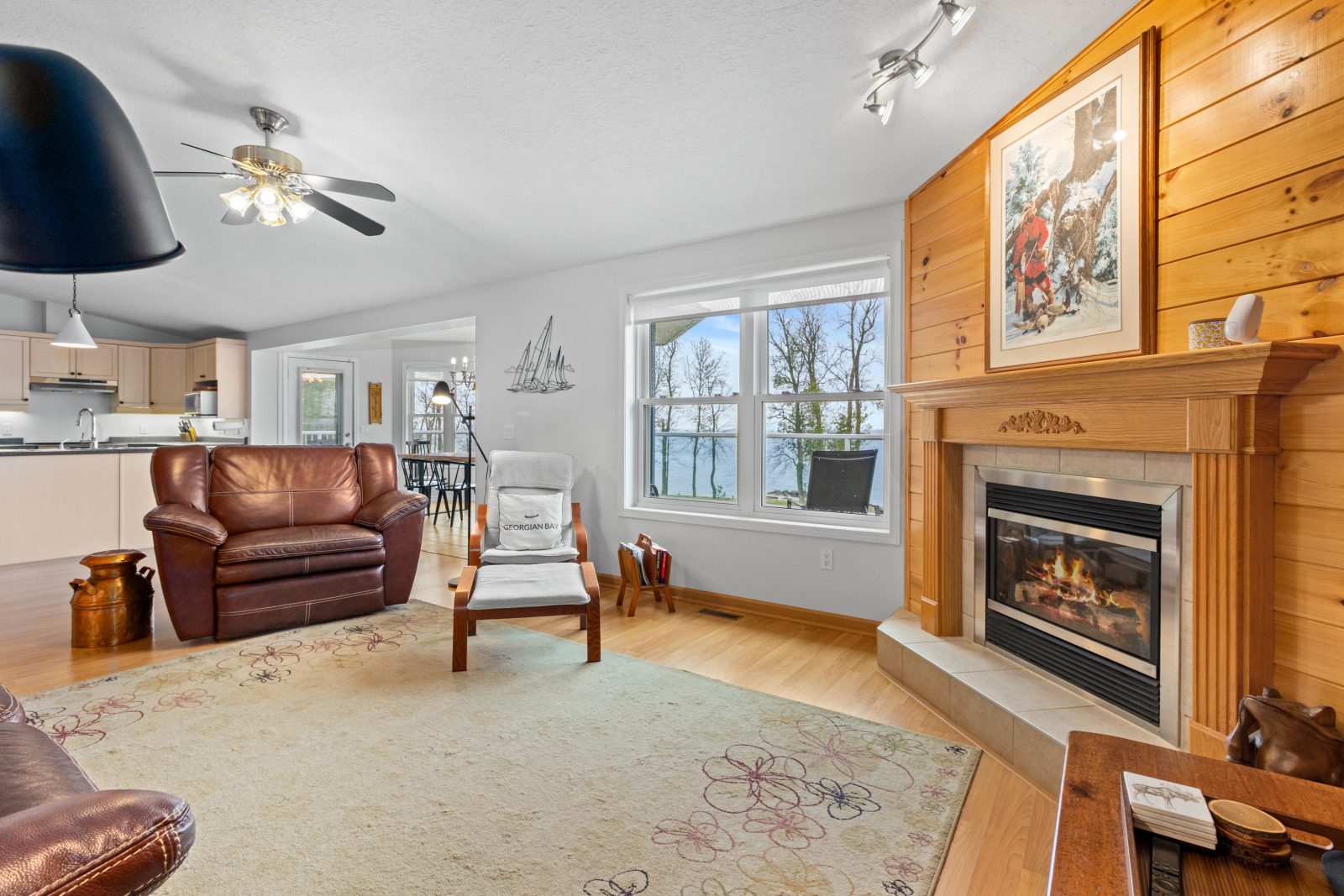 172 QUEENS BUSH DR DRIVE