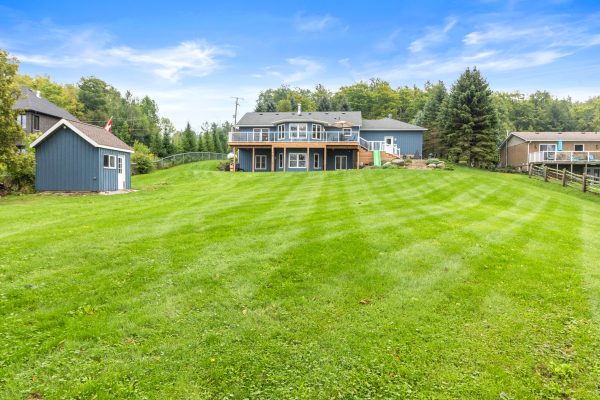 172 QUEENS BUSH DR DRIVE