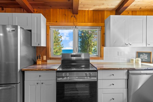 173 ISTHMUS BAY ROAD
