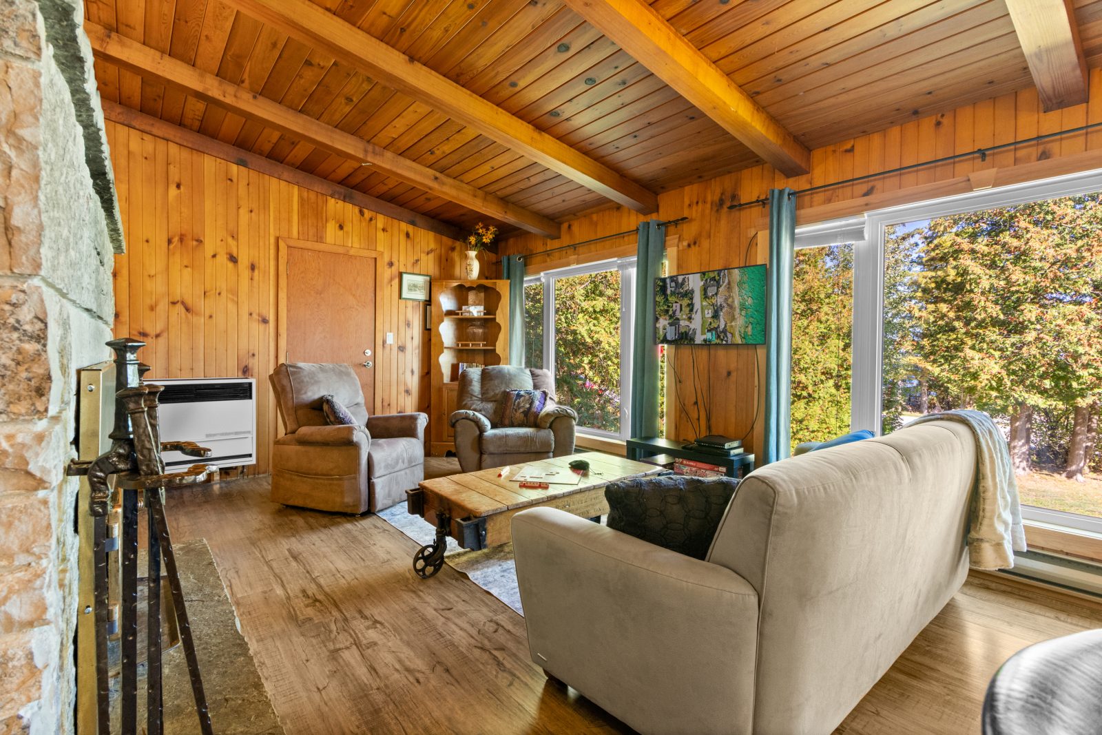 173 ISTHMUS BAY ROAD